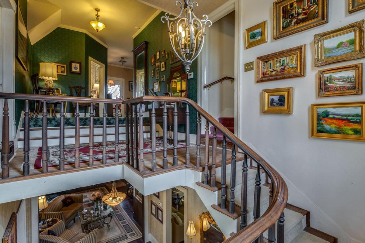 Four Winds Victorian Venue & Suites Bonham Eksteriør bilde