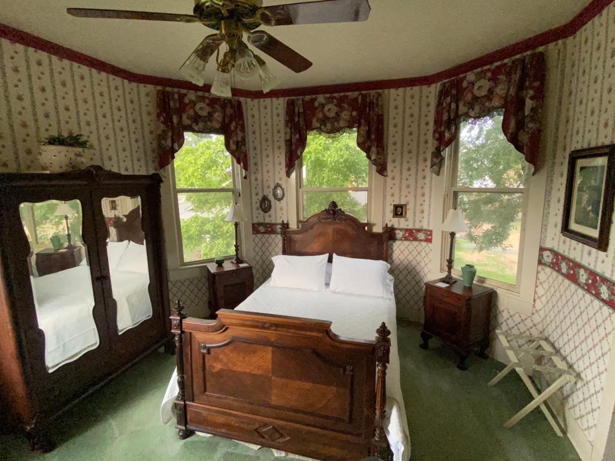 Four Winds Victorian Venue & Suites Bonham Eksteriør bilde