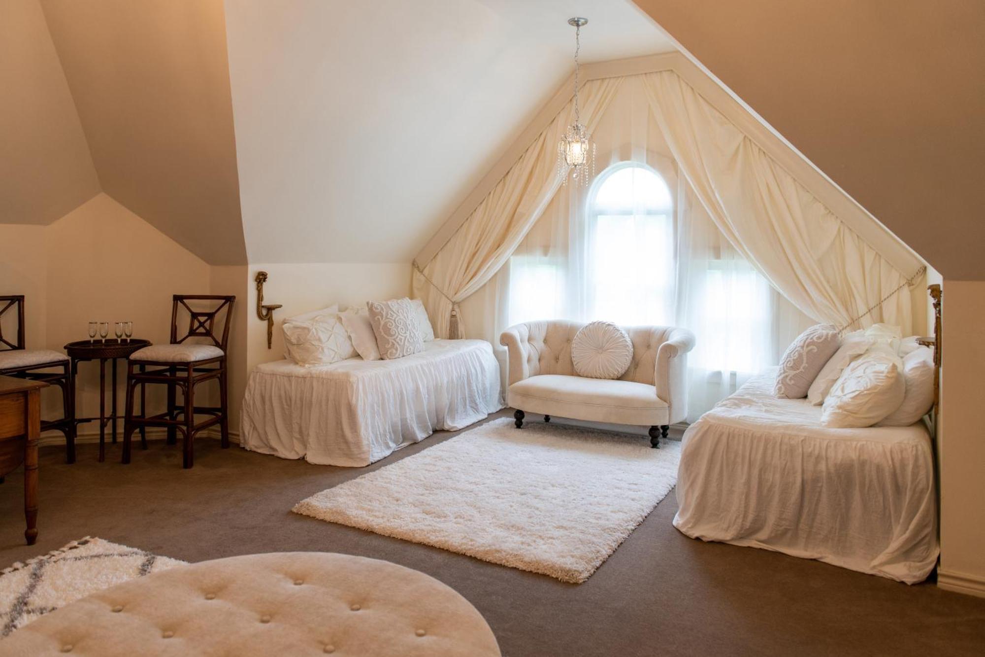 Four Winds Victorian Venue & Suites Bonham Rom bilde